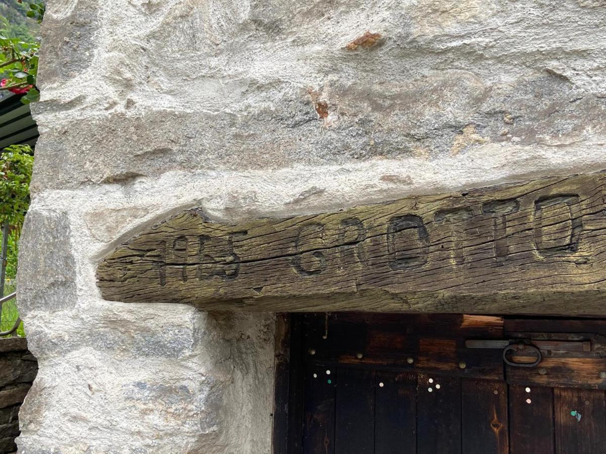 古洛特佩尔古拉住宿加早餐旅馆 Giornico 外观 照片